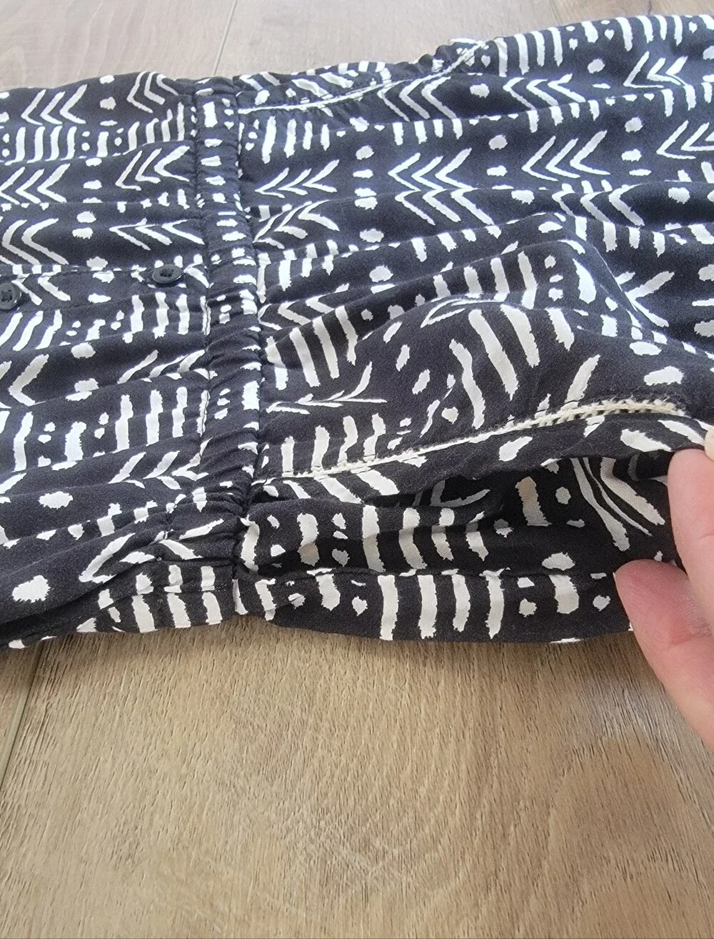 Old Navy Print Jump Rayon Black White Geometric Jumpsuit Girl Sz M (8) Boho